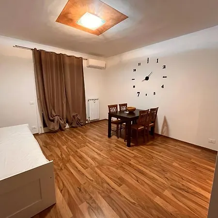 I Due Orologi Apartment Peschiera del Garda